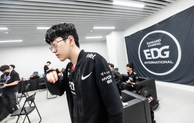 湖人展现出 湖人展现出