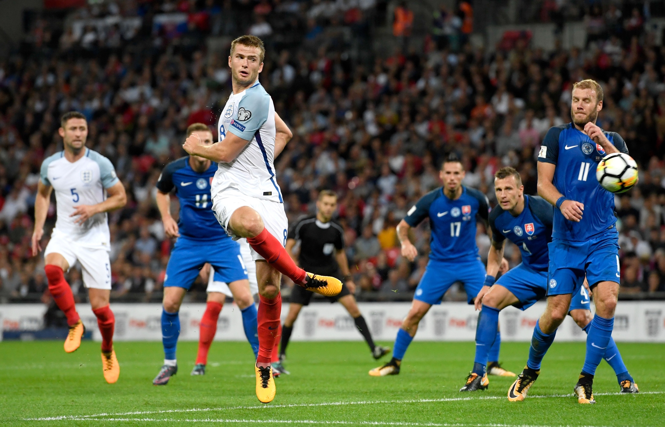 李炎哲砍下 李炎哲砍下